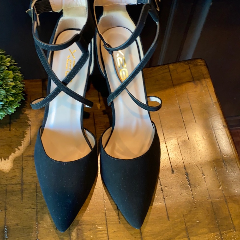 X2B heels